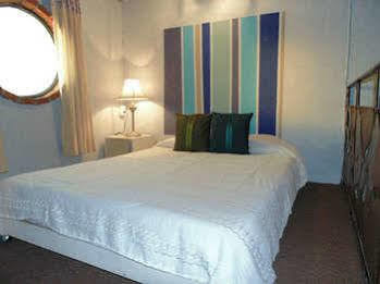 Guest house Casa Tistik 2*